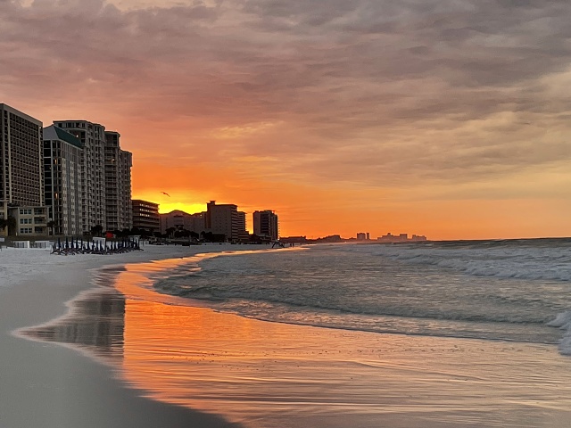 QDFL3SunriseReflection